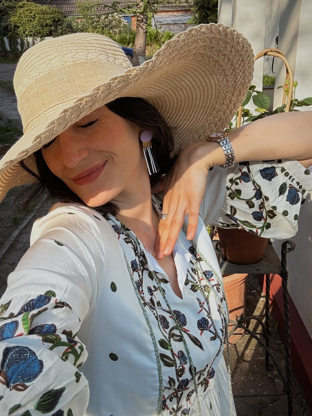 Post 3 by Büşra Qadir on Instagram (carousel)