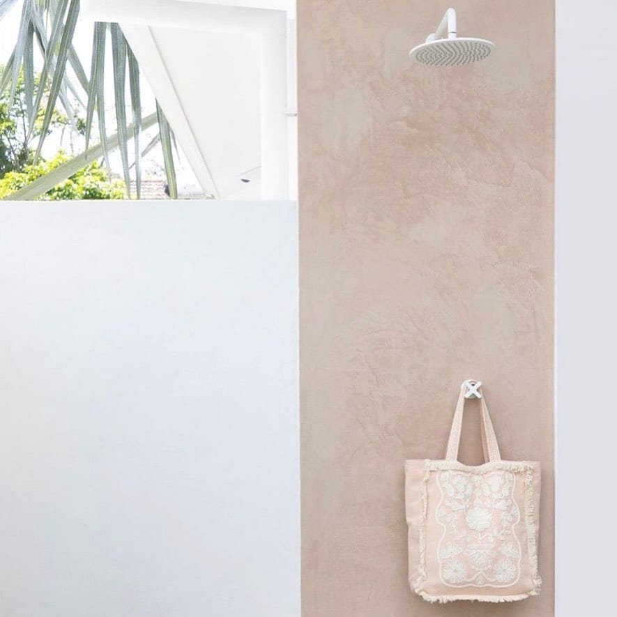 Post 3 by ＬＵＸＥ ＢＡＴＨ | ＢＥＡＵＴＹ | ＨＯＭＥ on Instagram (image)