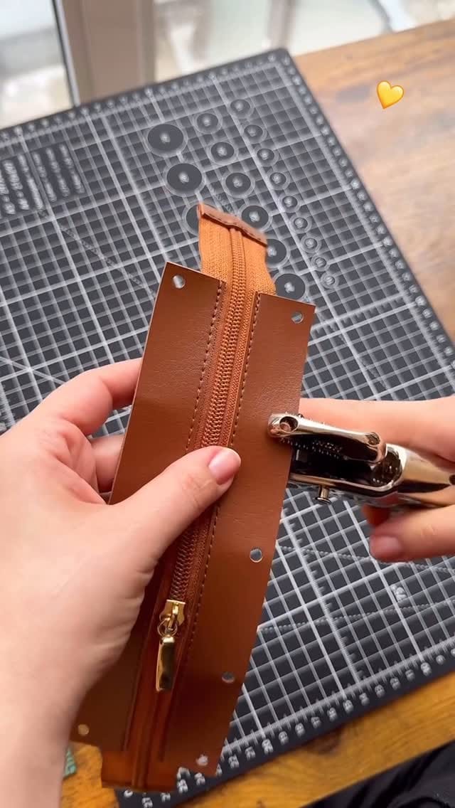 Post 9 by MORELLO - Por Bia Mello on Instagram (video)