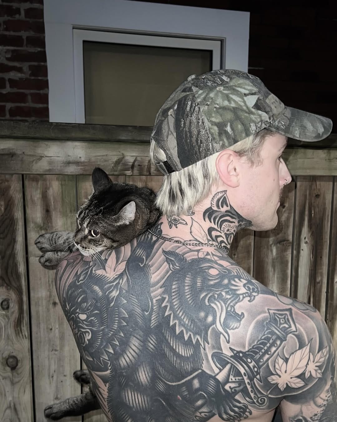 Post 3 by @nils.tattooer on Instagram (carousel)