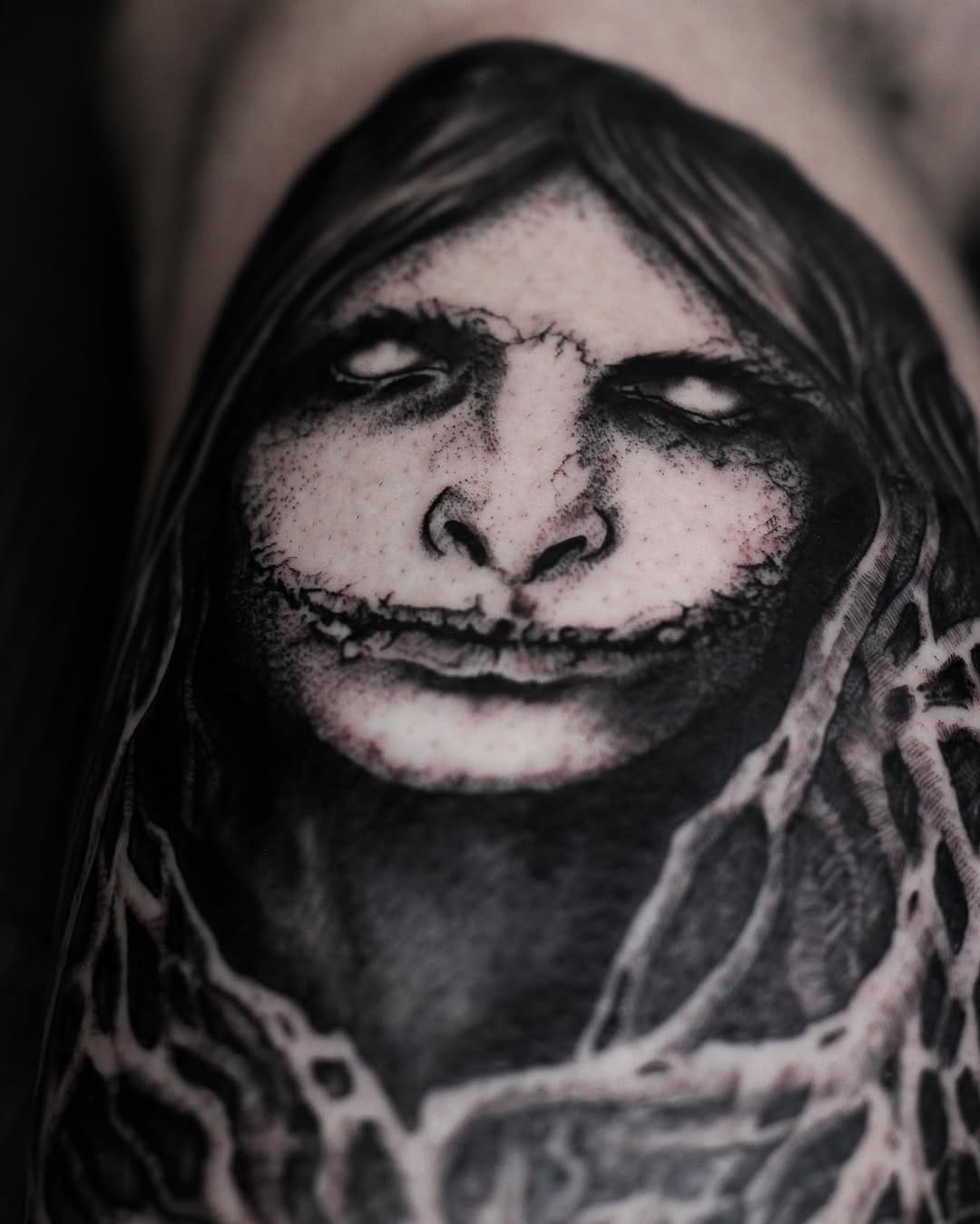 Post 5 by @nils.tattooer on Instagram (carousel)