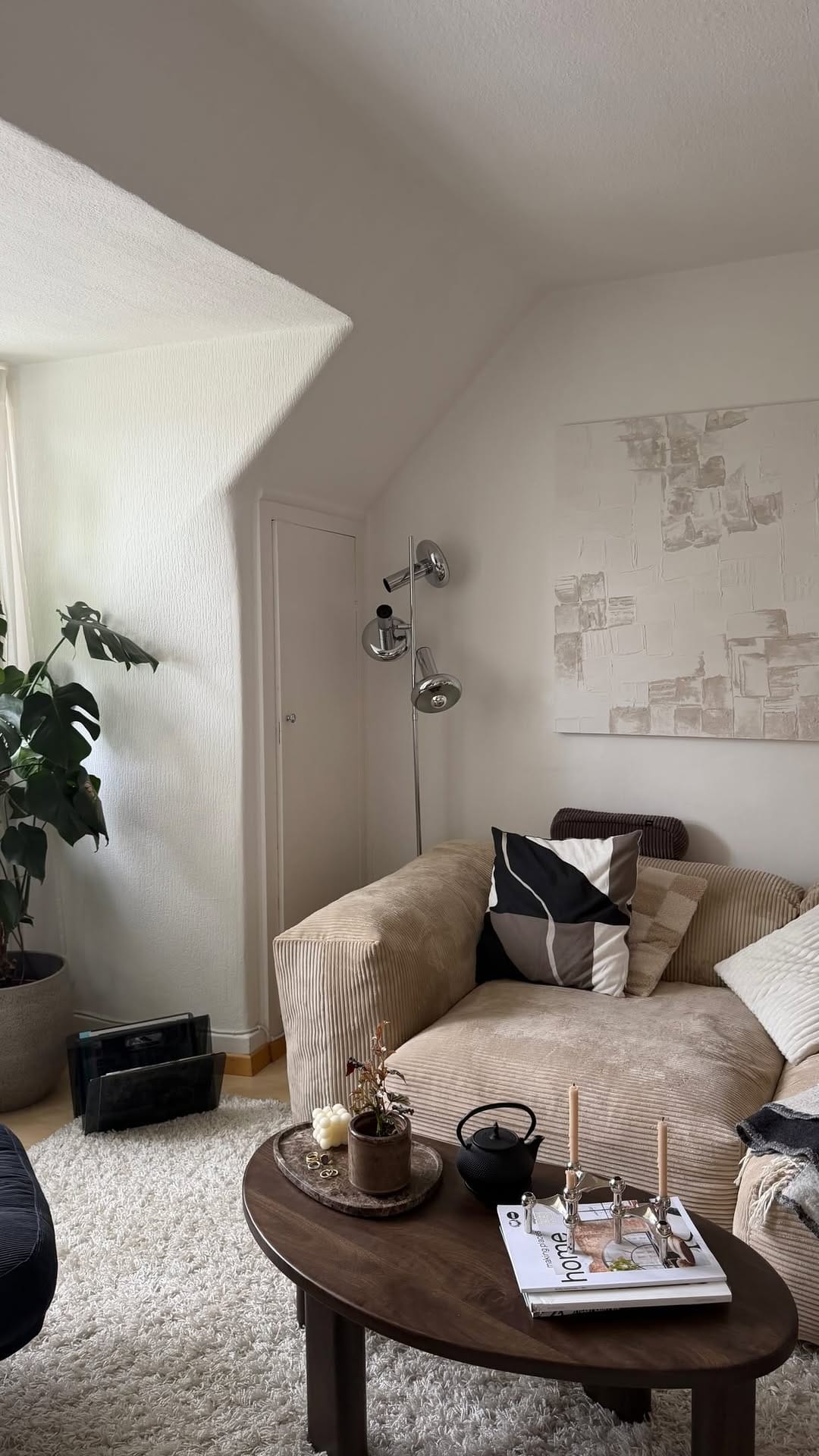 Post 7 by Lisa-Mercedes | Mid-Century Modern Interior on Instagram (video)