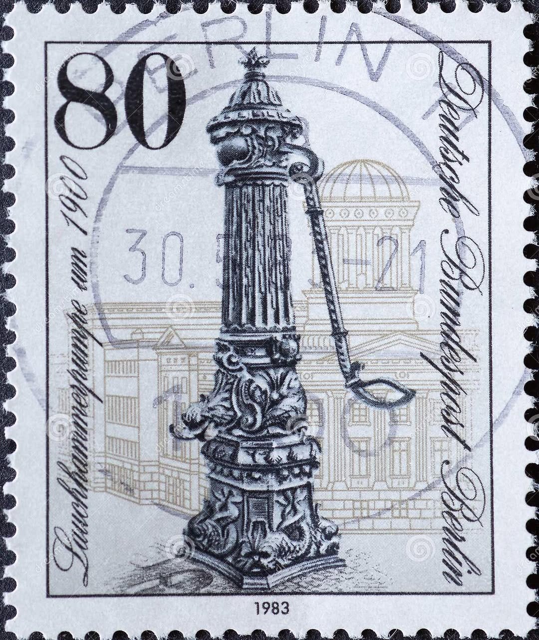 Post 8 by History of Berlin on Instagram (image)