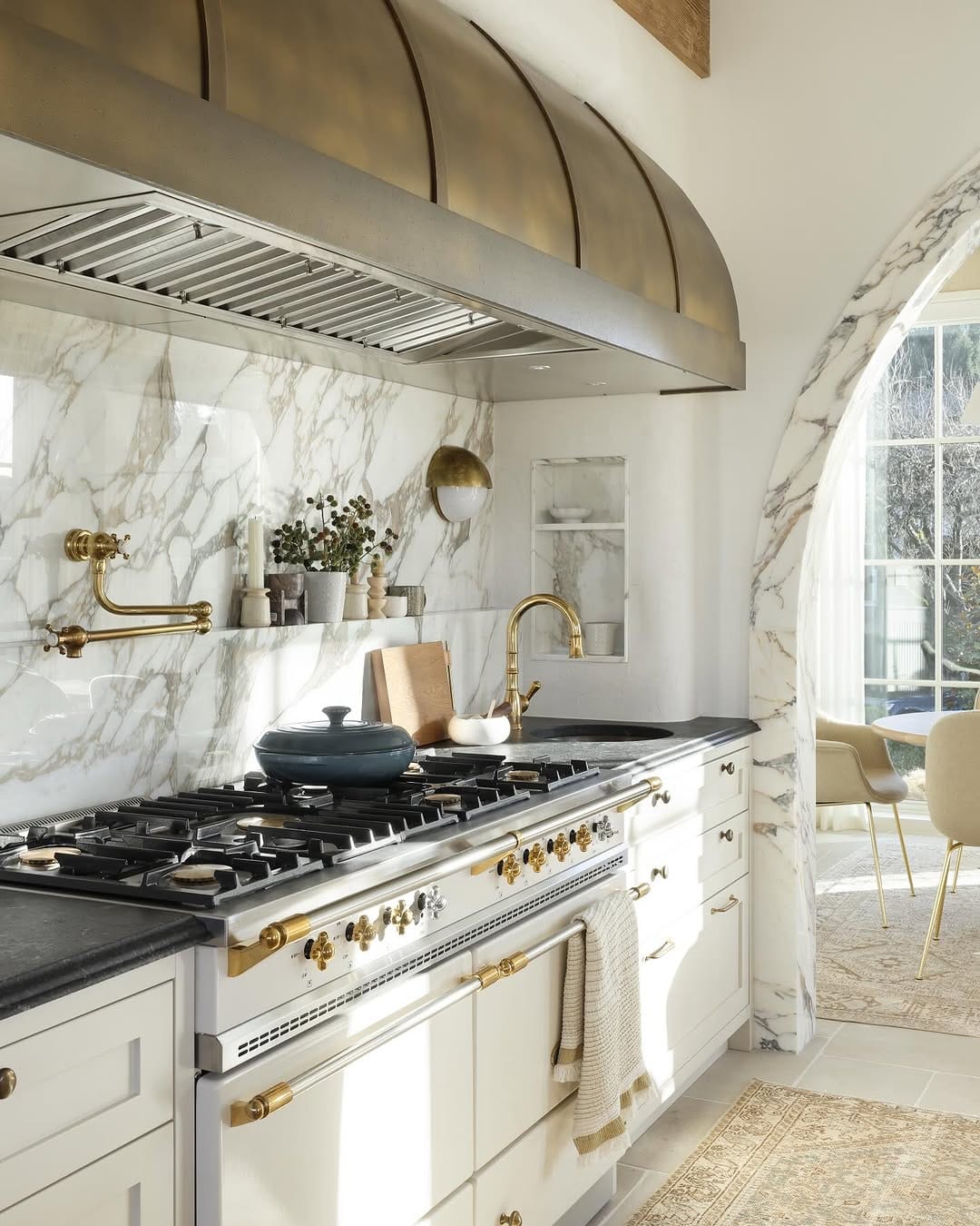 Post 7 by Dakota Homes on Instagram (image)