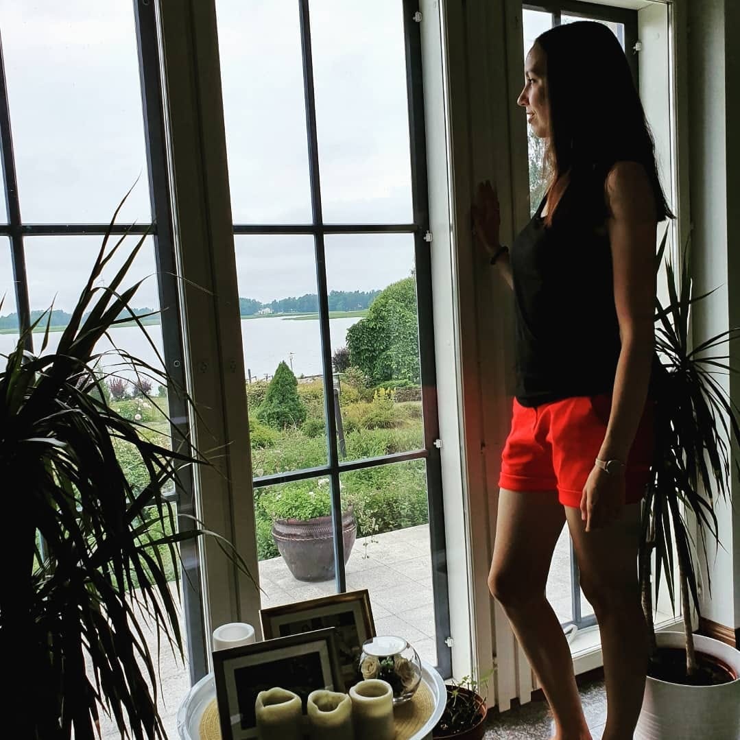 Post 4 by 𝓨𝓾𝓵𝓲𝓪 on Instagram (image)