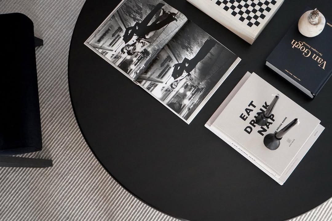 Post 5 by A T E L I E R  7 on Instagram (image)