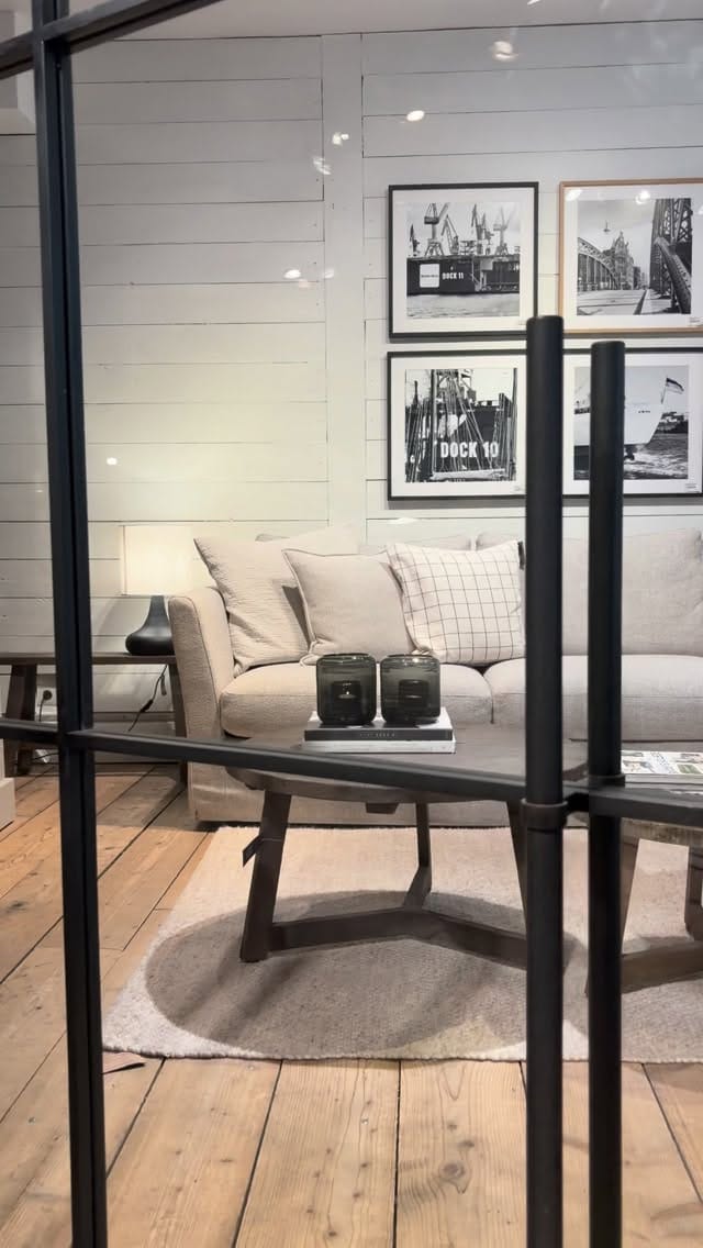 Post 7 by Cosman-Interior on Instagram (video)