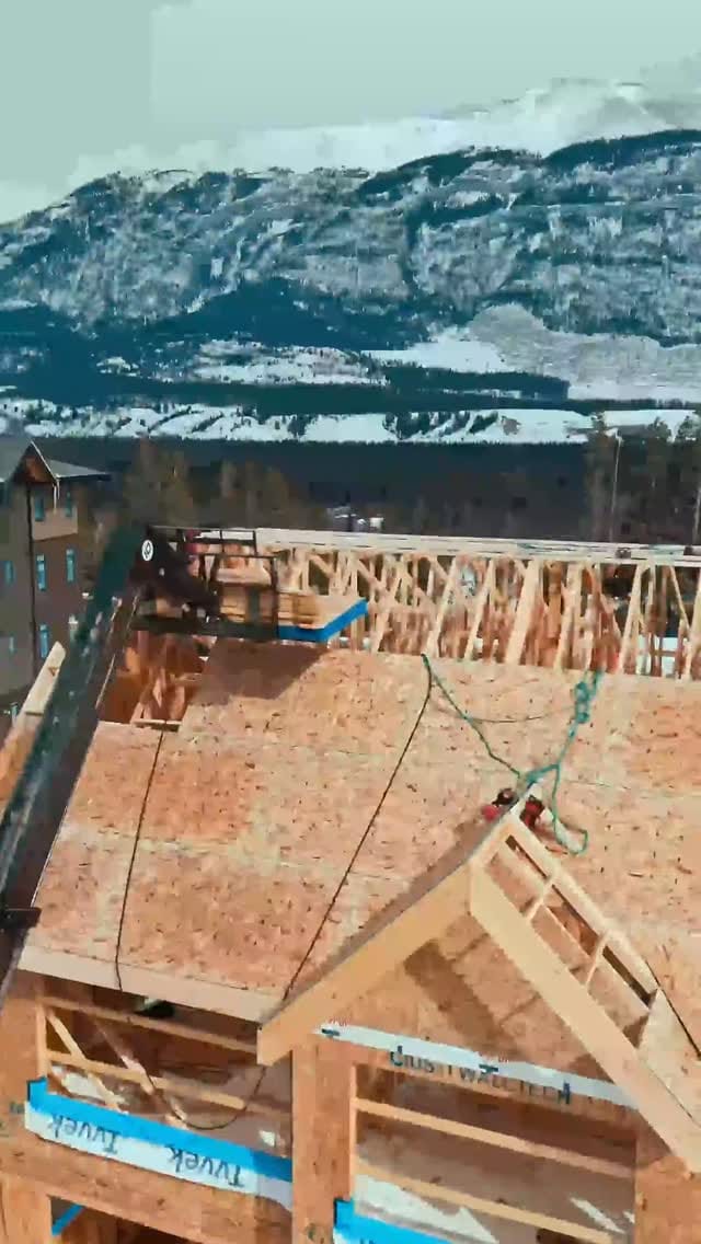 Post 6 by Akribia Framing on Instagram (video)