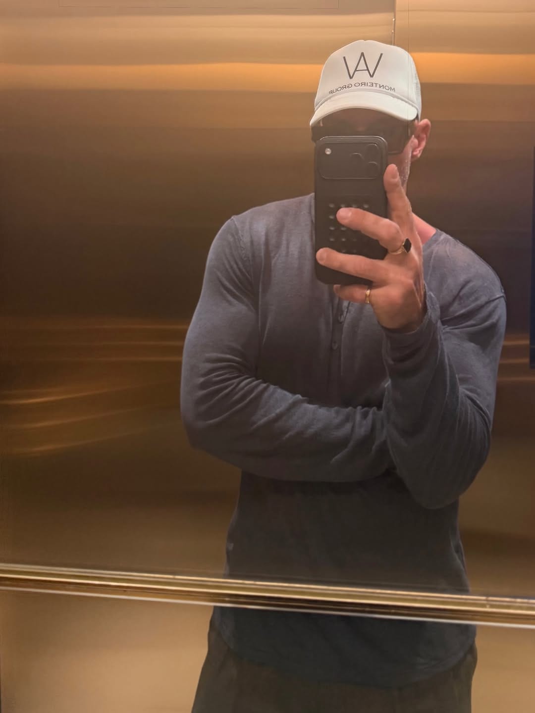 Post 6 by WOODROW MONTEIRO on Instagram (image)