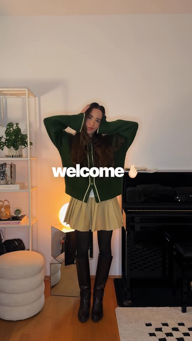 Post 8 by Alisa | UX + Web Designer on Instagram (video)