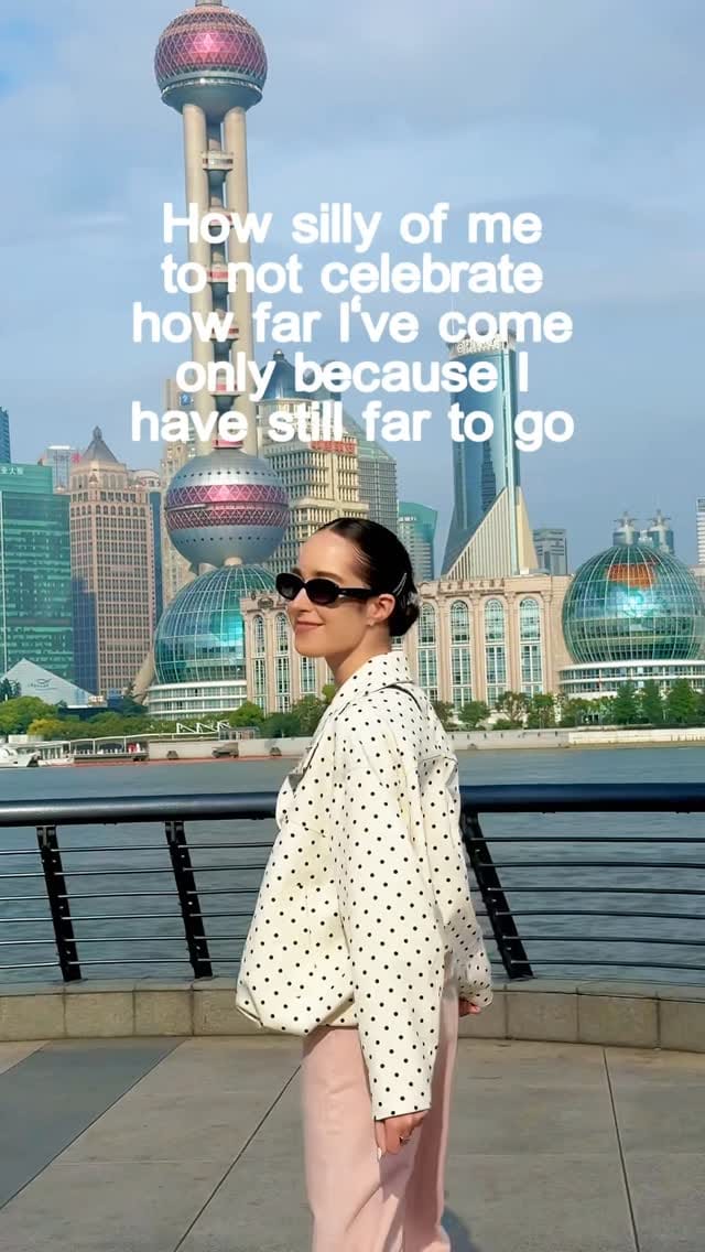 Post 2 by Alisa | UX + Web Designer on Instagram (video)