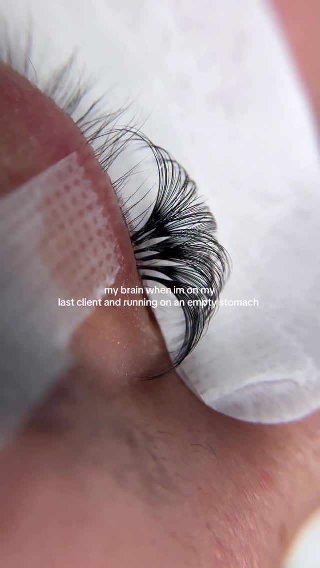 Post 1 by LEX | Lash designer & supplier on Instagram (video)
