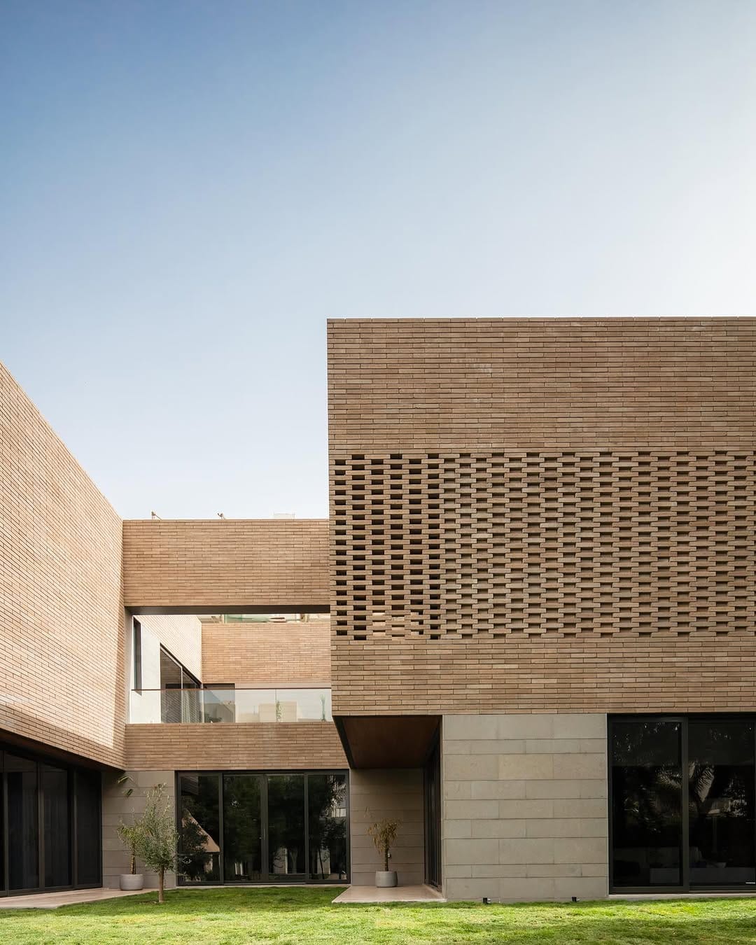 Post 8 by ESAS Architects on Instagram (image)