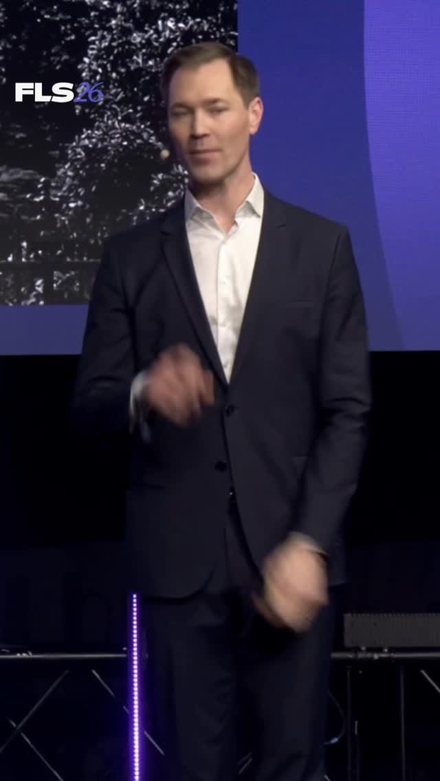 Post 7 by Karriere-Hacks, wichtige Skills & Tech-Trends für dein Wissen on Instagram (video)