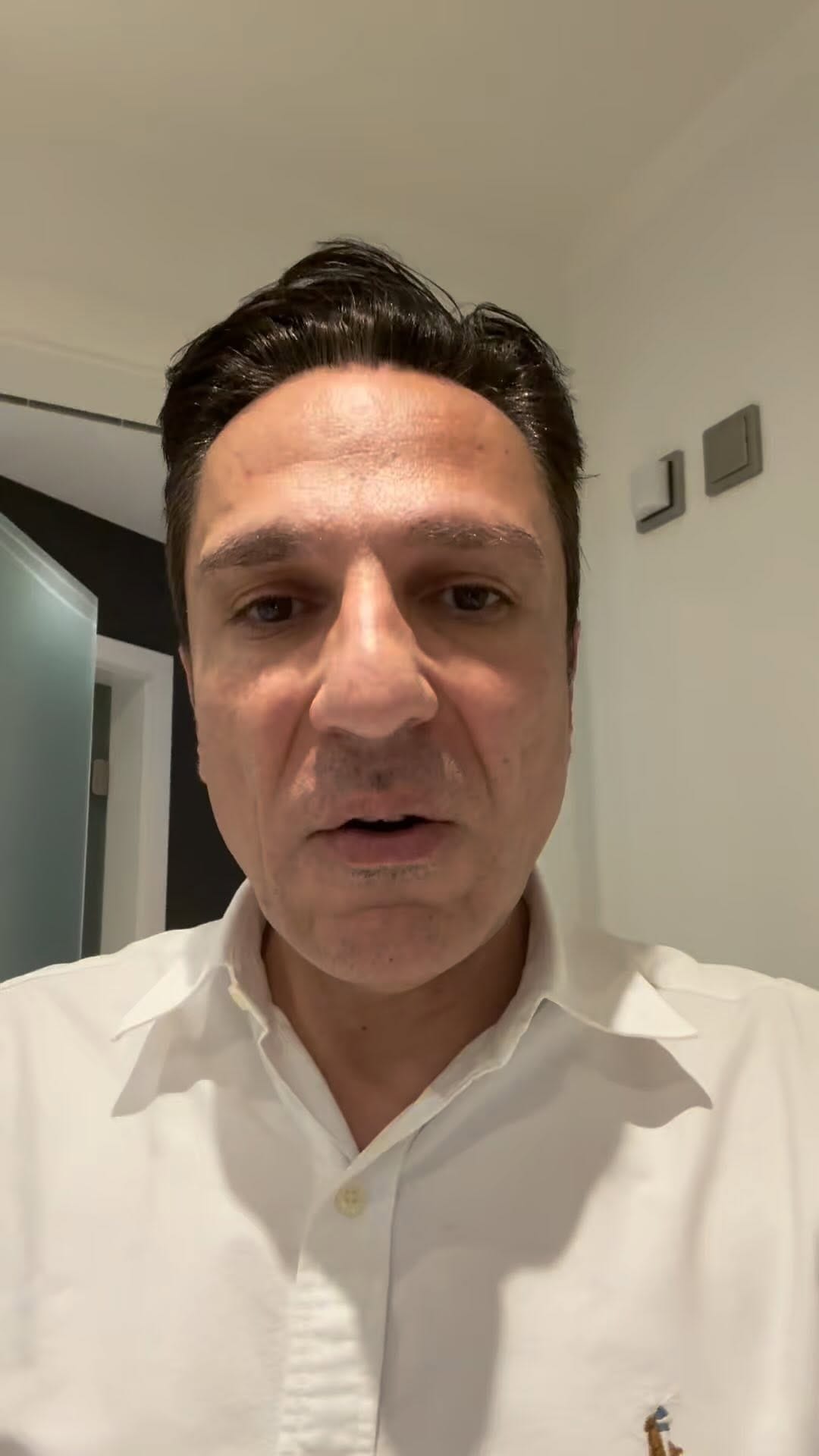 Post 5 by Dr. Med. Omar Qattawi on Instagram (video)