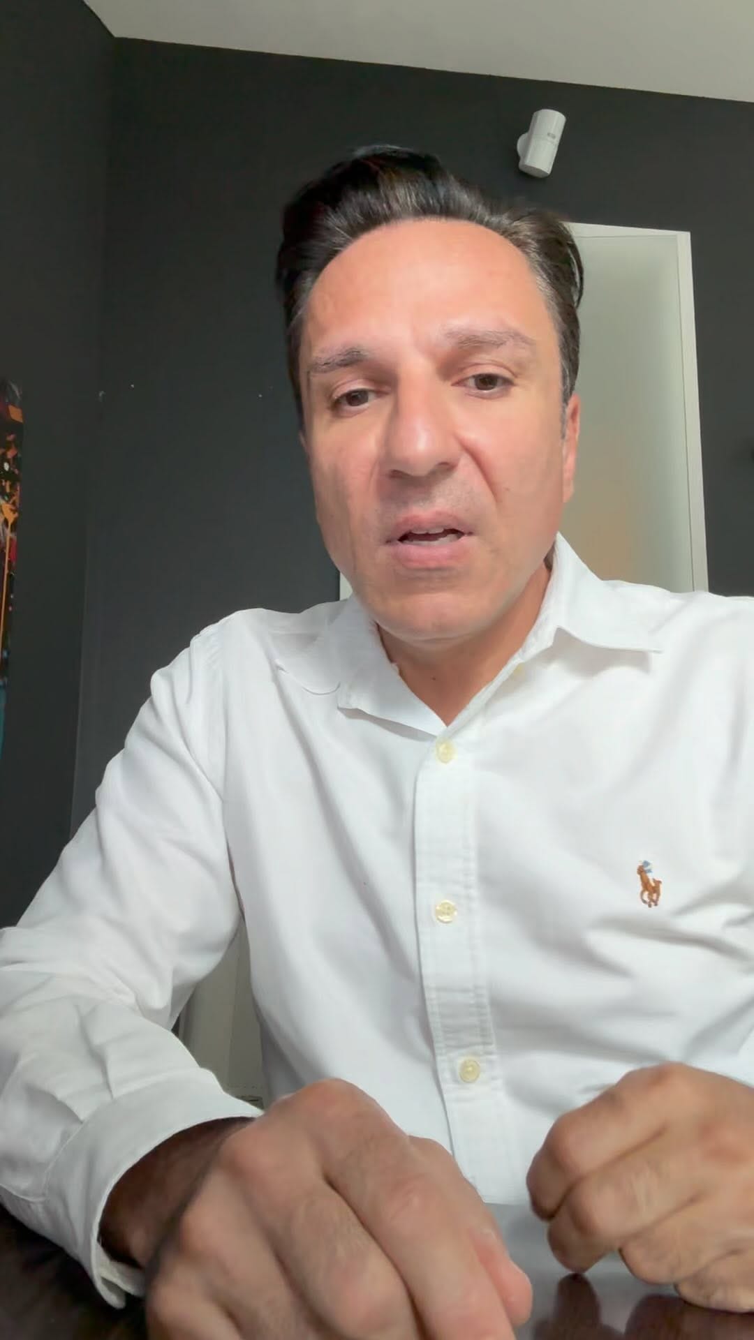 Post 8 by Dr. Med. Omar Qattawi on Instagram (video)