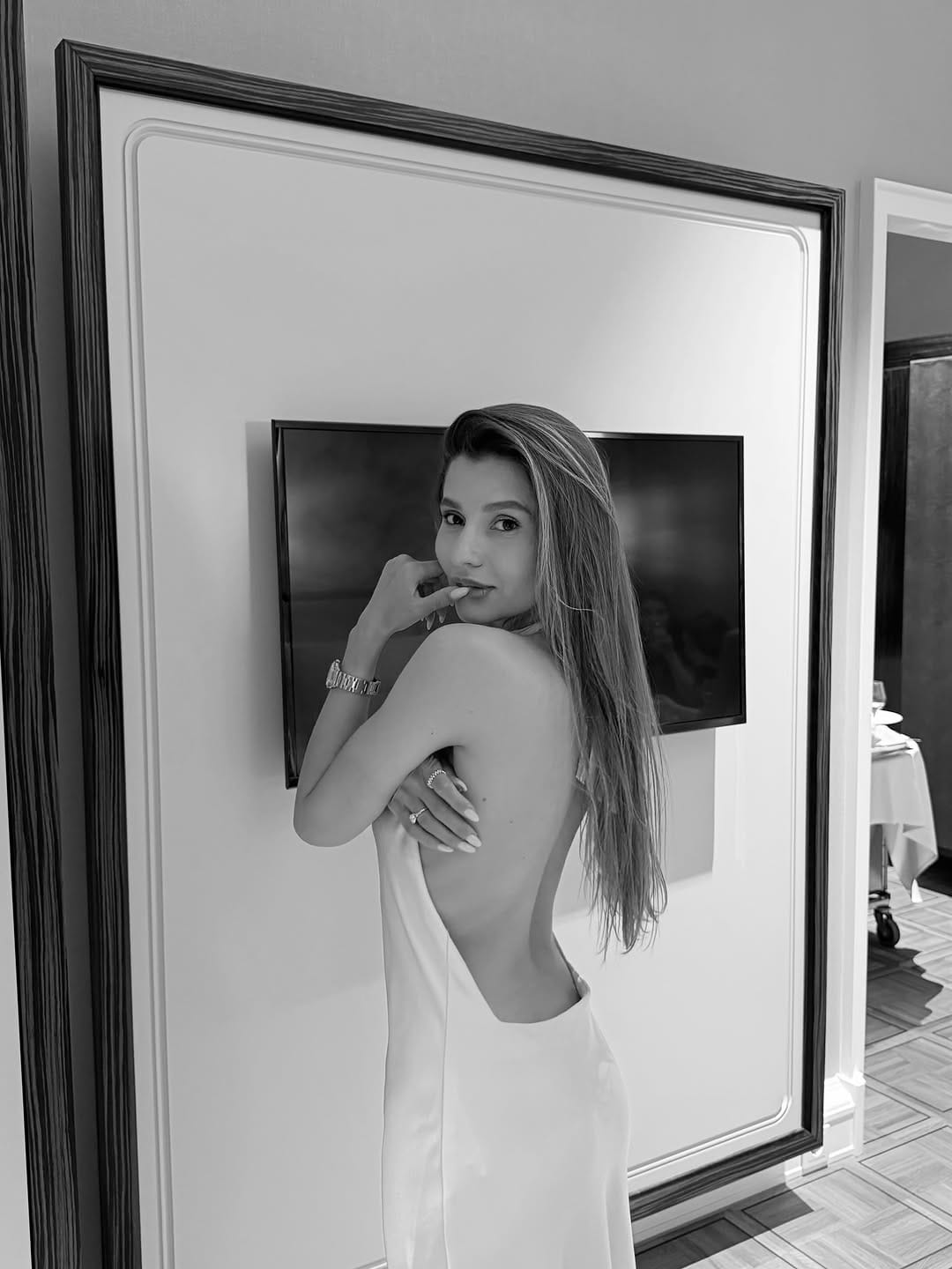 Post 1 by ALESYA on Instagram (image)