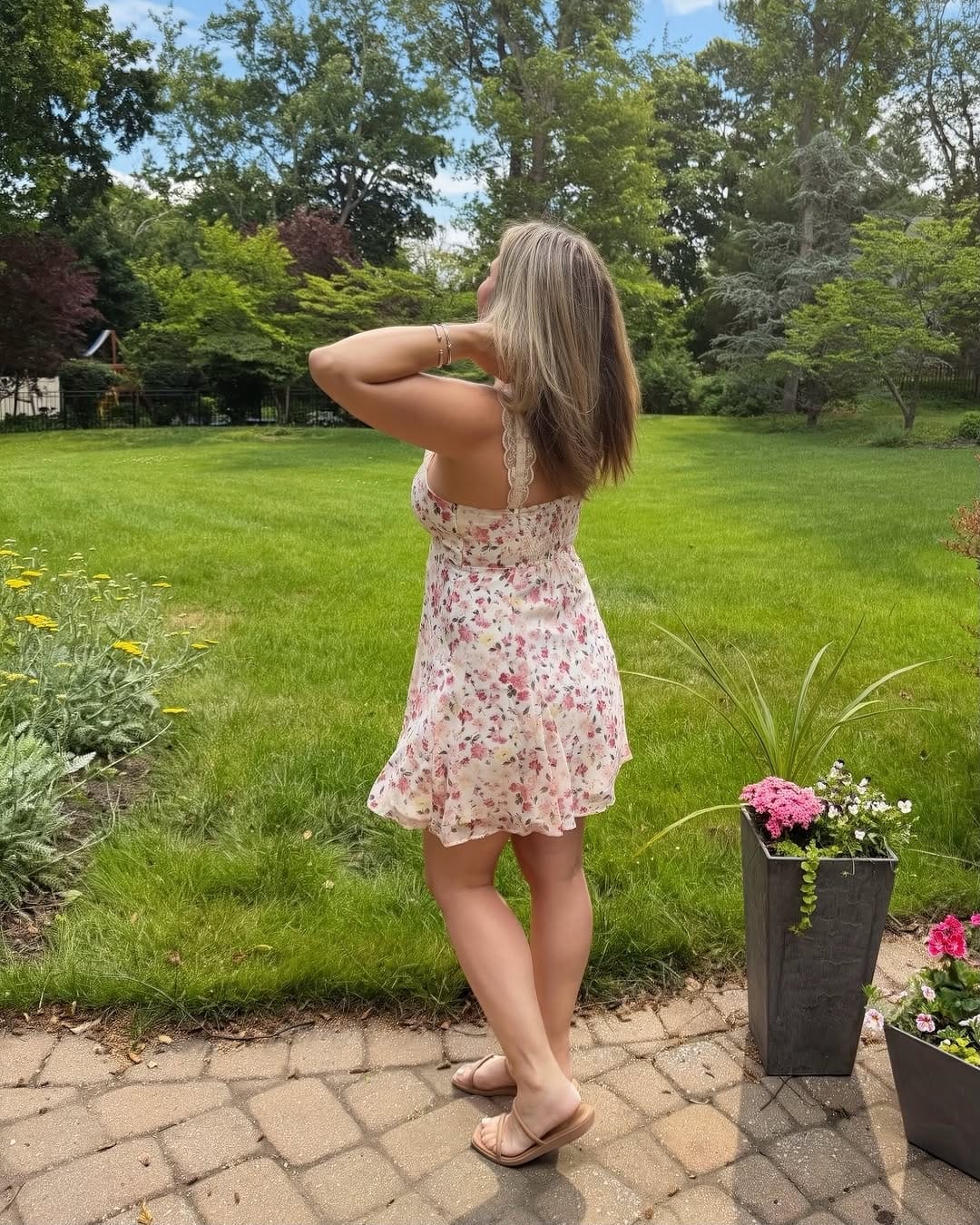 Post 2 by 𝐊𝐚𝐭𝐡𝐞𝐫𝐢𝐧𝐞 𝐌𝐚𝐫𝐢𝐞 on Instagram (carousel)