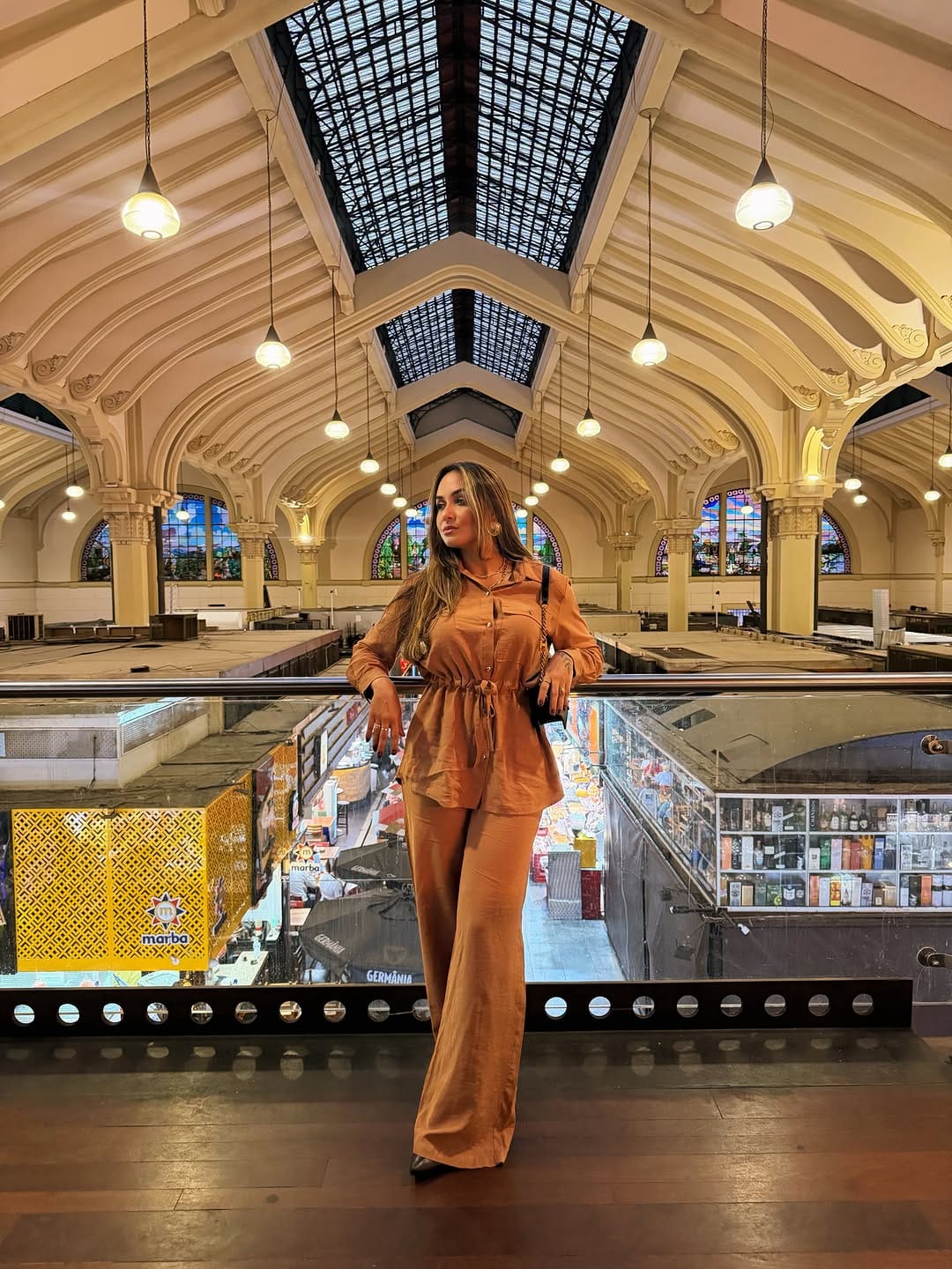 Post 5 by LANNA LISBOA on Instagram (carousel)