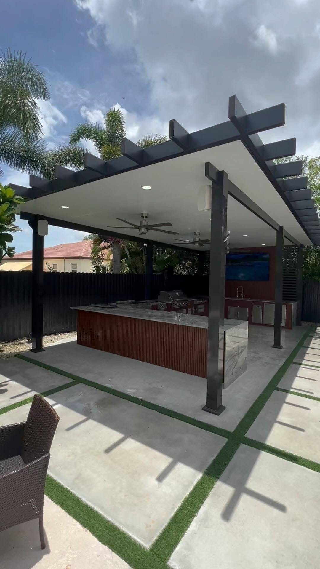 Post 10 by MR.BBQ Outdoor Kitchens LLC on Instagram (video)