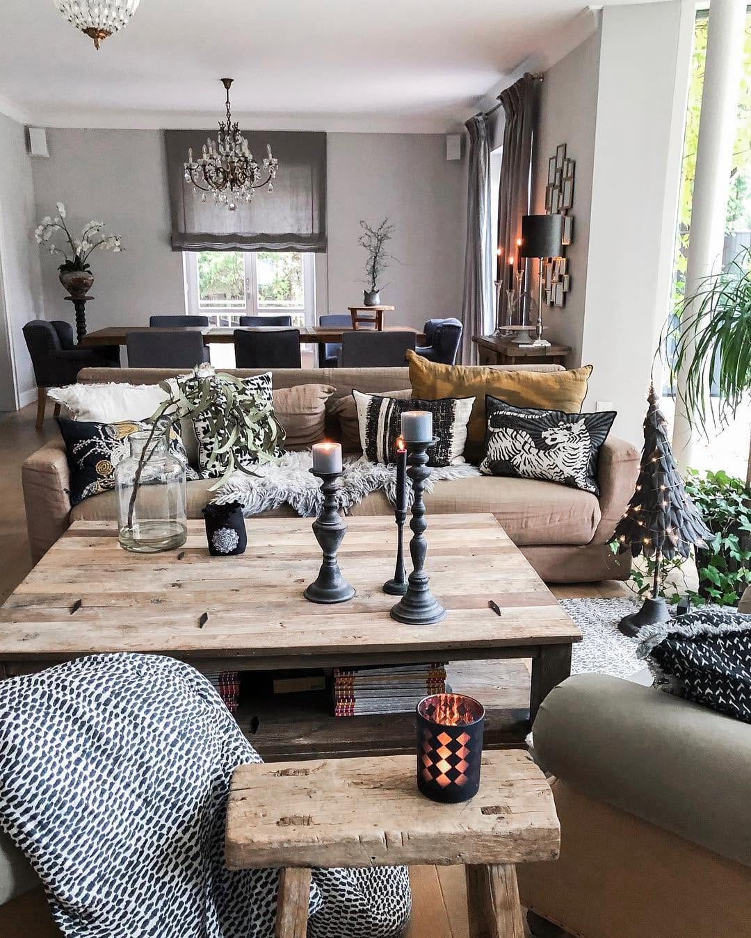 Post 7 by Casa Claudia on Instagram (image)