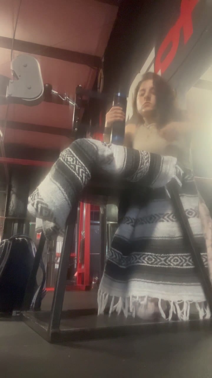 Post 4 by Mirna a on Instagram (video)