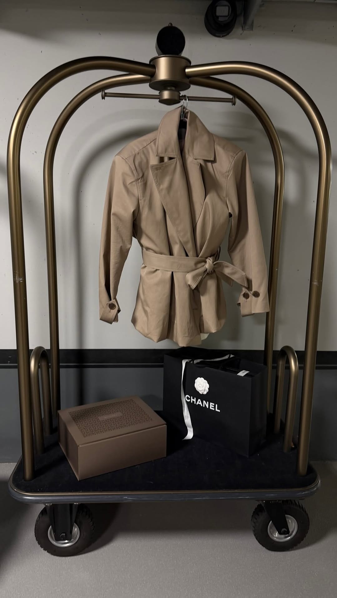 Post 3 by Fashionfilet | Jennifer Schmidhofer on Instagram (video)