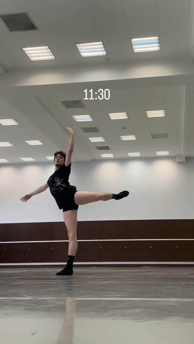 Post 5 by MELOR ZHORZH on Instagram (video)