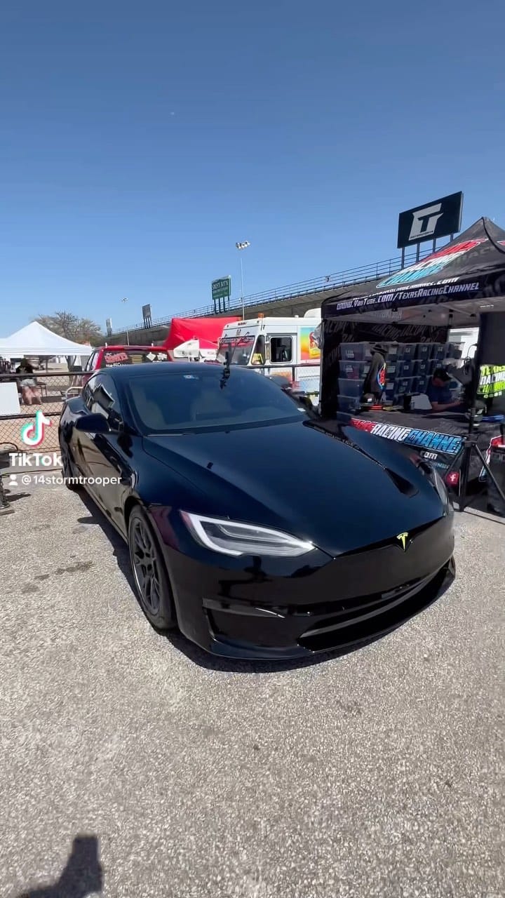 Post 4 by SnowHawk Trackhawk | Texas on Instagram (video)