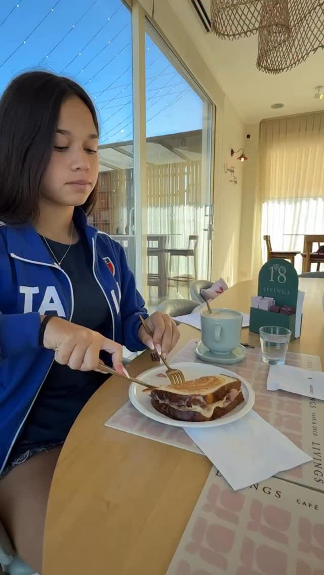 Post 10 by Roger Gutierrez on Instagram (video)