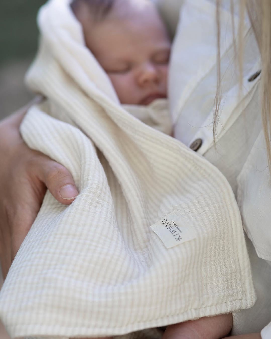 Post 4 by By Nuria  Martell - Marca para bebes y mujeres on Instagram (image)