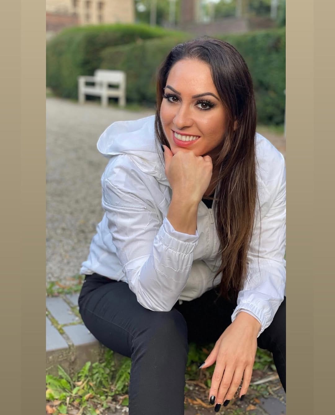 Post 10 by Sibel Ekici on Instagram (image)