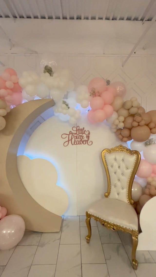 Post 5 by D&S Balloons LLC on Instagram (video)