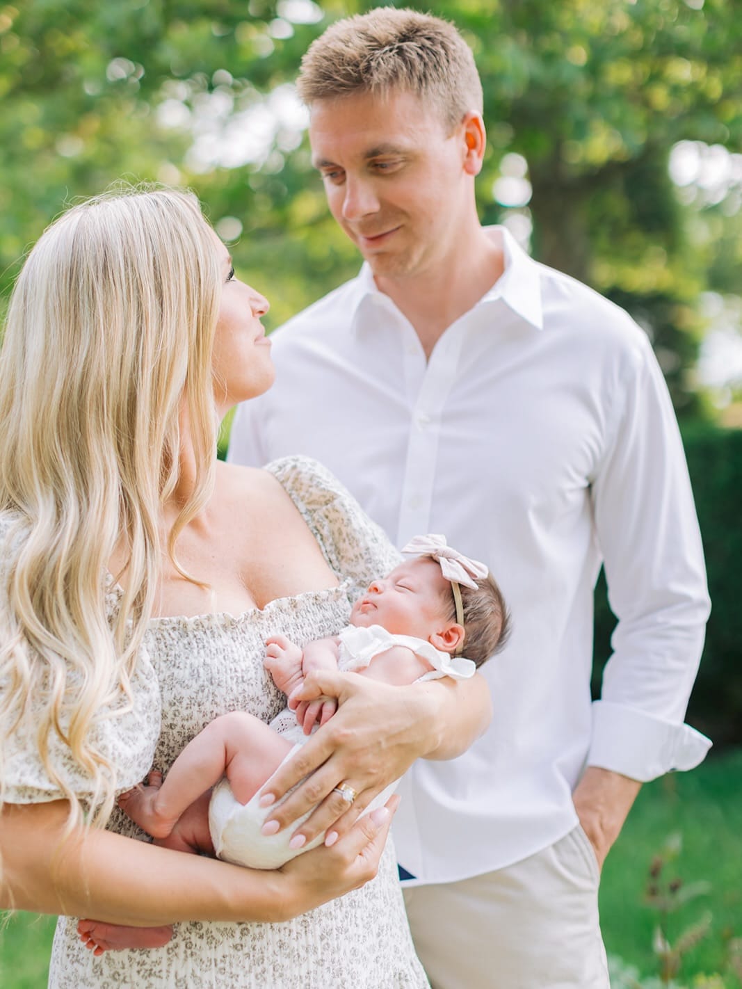 Post 6 by Jessica Gallo | Motherhood Photographer on Instagram (carousel)