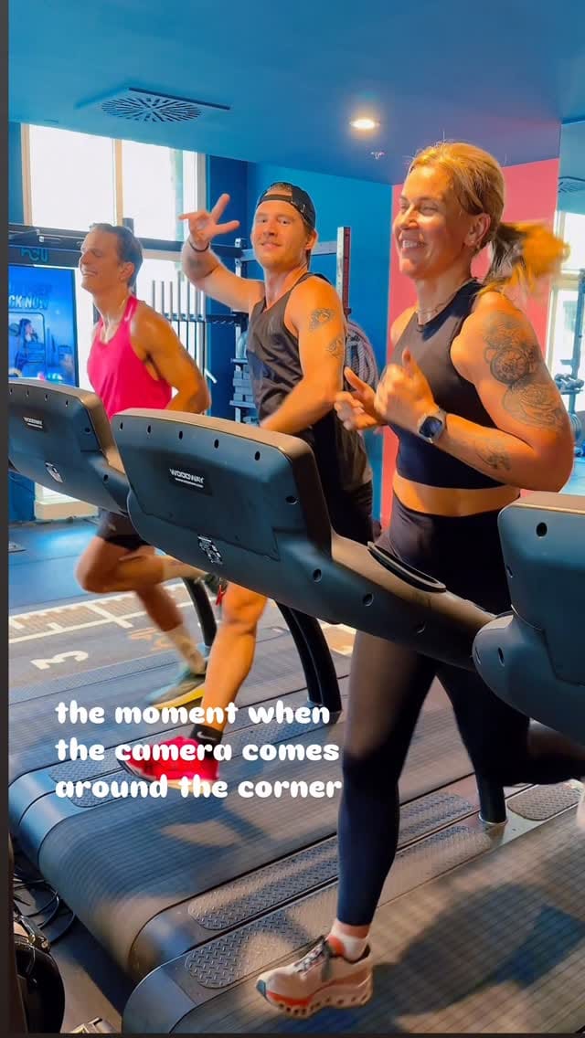 Post 7 by Anne Theke on Instagram (video)