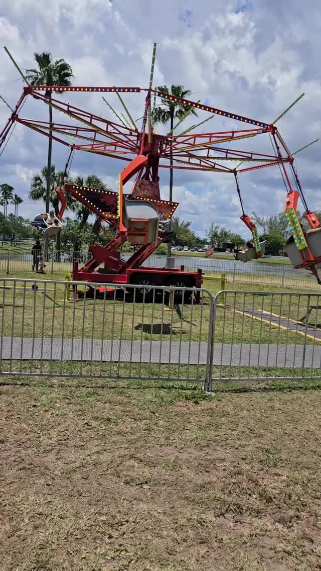 Post 5 by South Florida Events on Instagram (video)