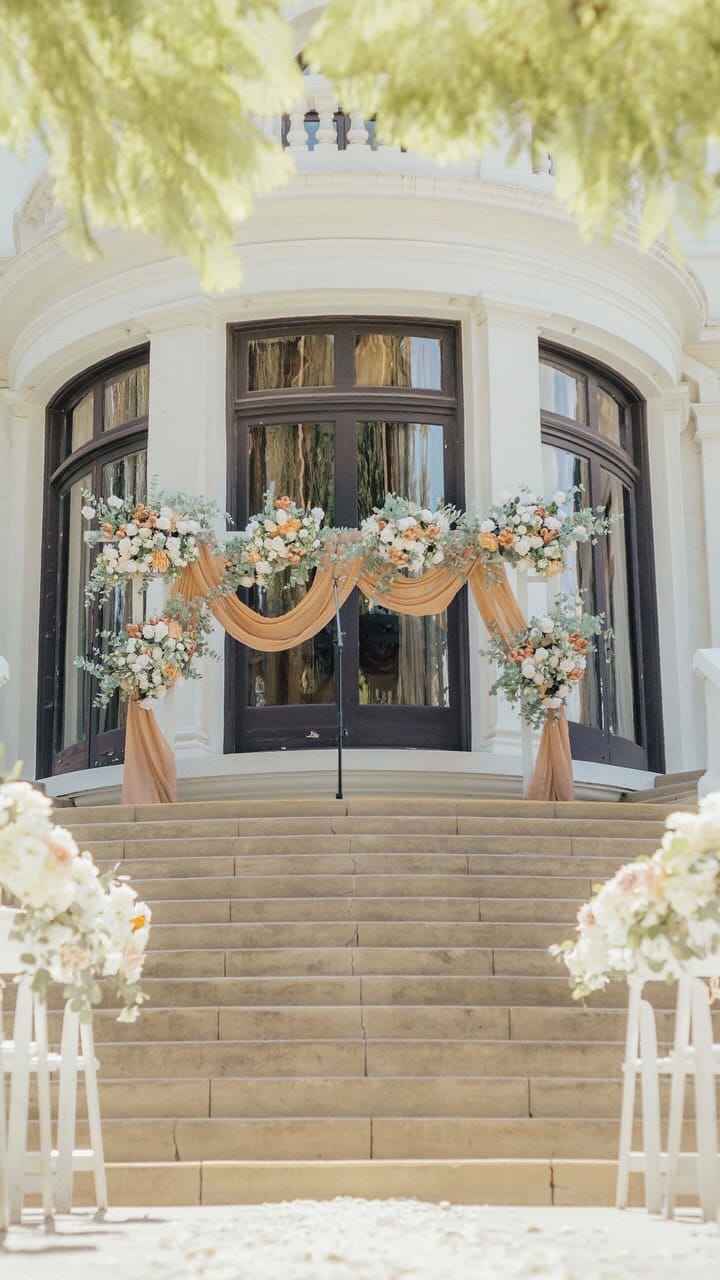 Post 10 by Chinese American Destination Wedding Planner on Instagram (video)