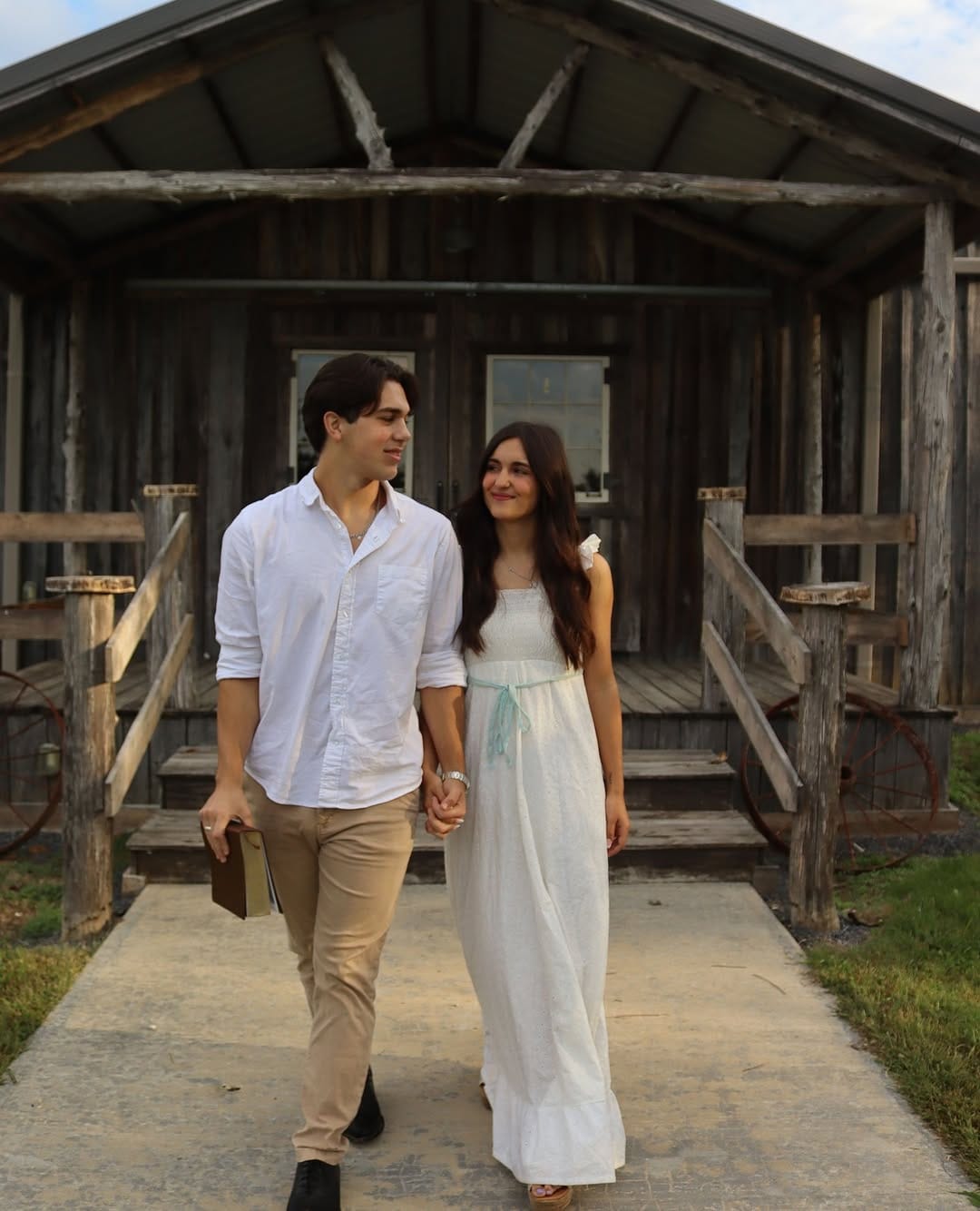 Post 4 by Tennessee Wedding Venue on Instagram (image)