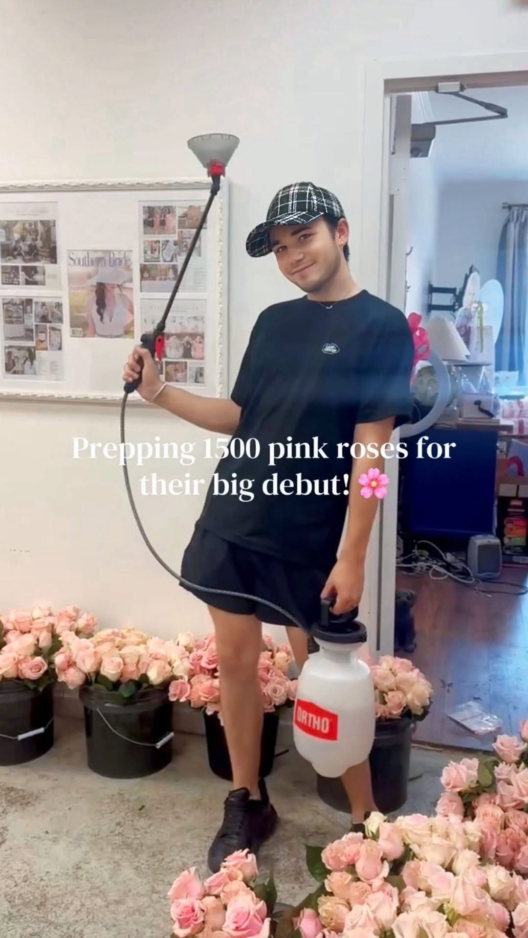 Post 6 by ANGELA MARIE Events & Florals on Instagram (video)