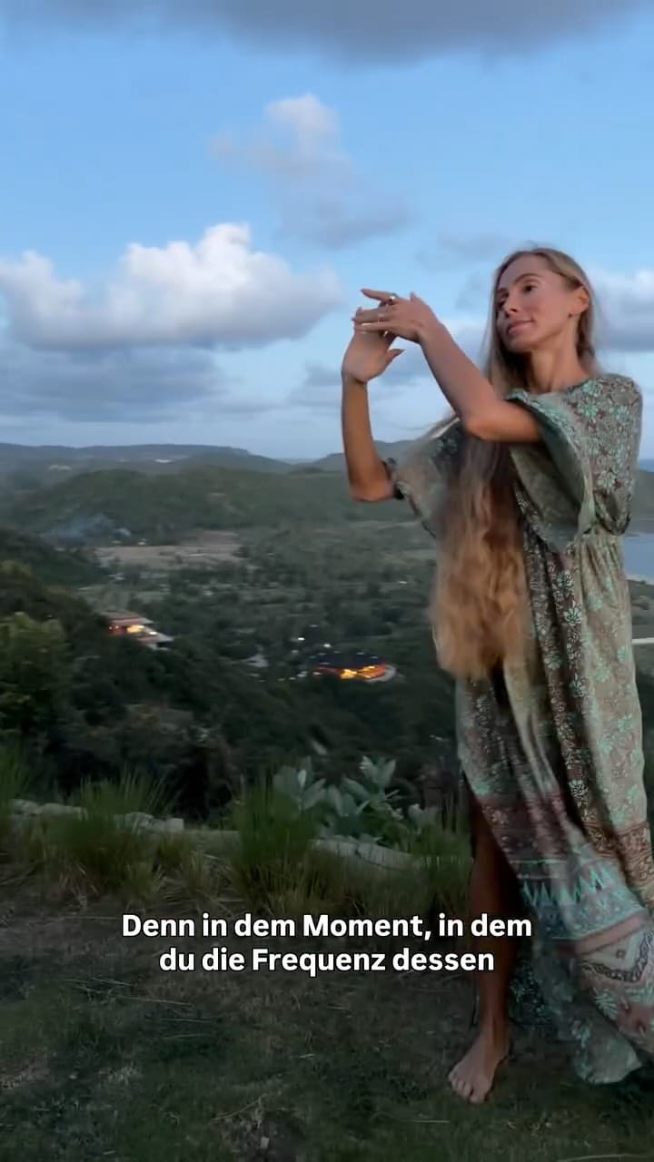 Post 2 by Alica Büchel - WOMENS HEALTH | ॐ on Instagram (video)