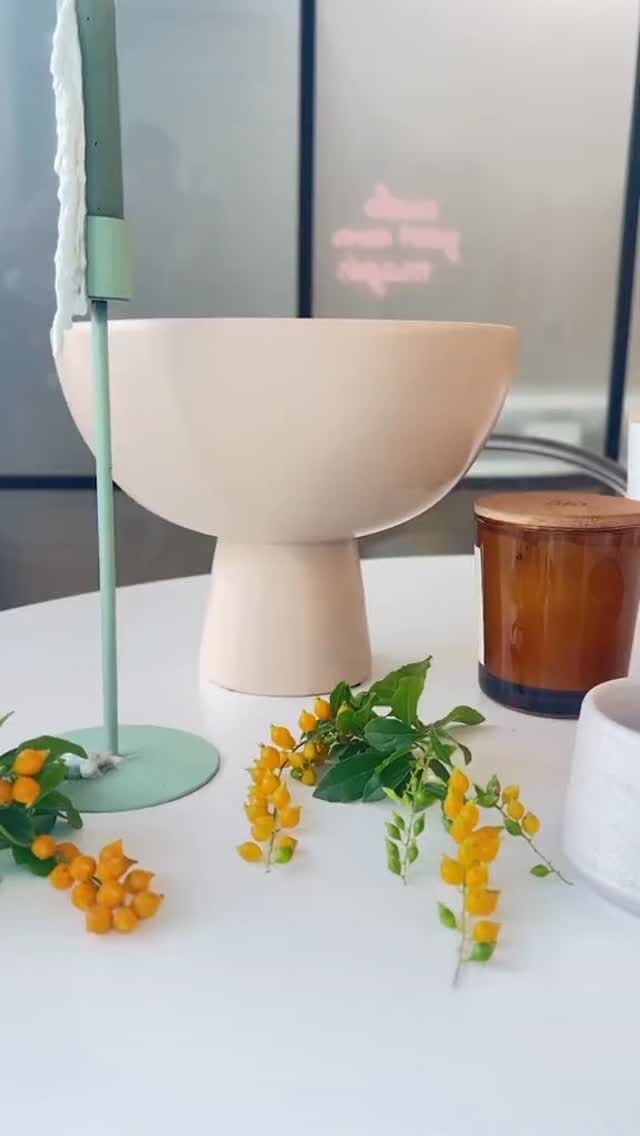 Post 5 by ＣＡＲＩＮＡＲＩＡ on Instagram (video)