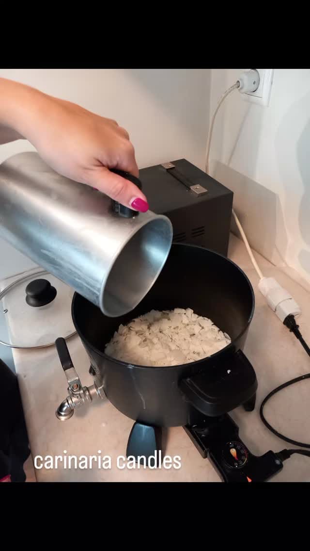 Post 8 by ＣＡＲＩＮＡＲＩＡ on Instagram (video)