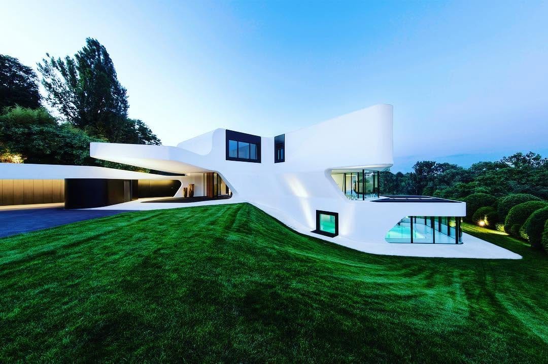 Post 10 by Tomislav Vukosav on Instagram (image)