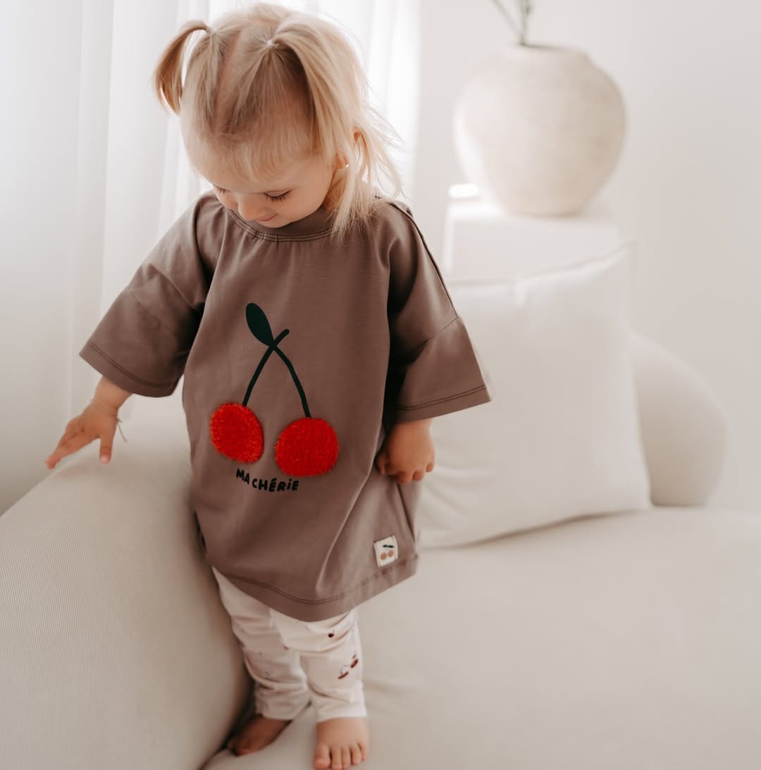 Post 1 by Handgefertigte Kinderkleidung 🤎 on Instagram (image)