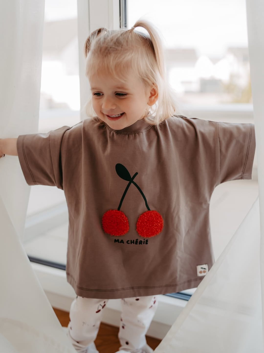Post 2 by Handgefertigte Kinderkleidung 🤎 on Instagram (carousel)