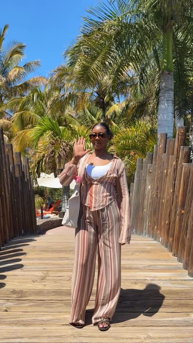 Post 7 by Oumou on Instagram (video)