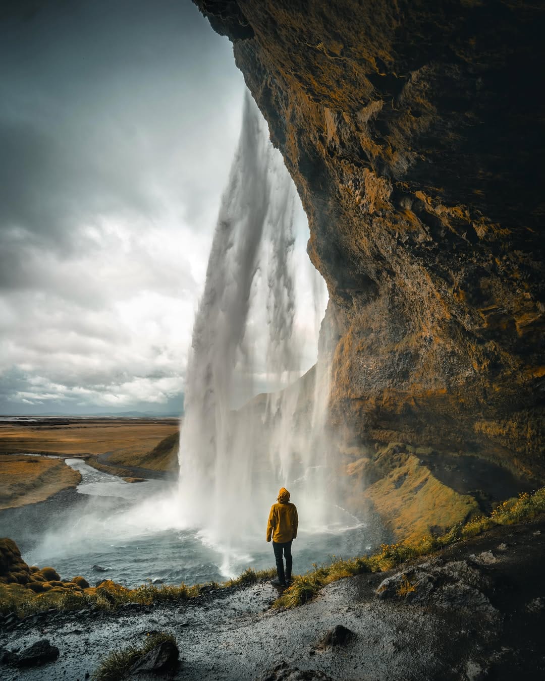 Post 9 by Leon on Instagram (image)