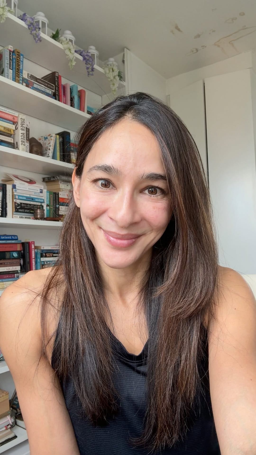 Post 3 by Dr Anjali Mahto BSc MBBCh FRCP on Instagram (video)