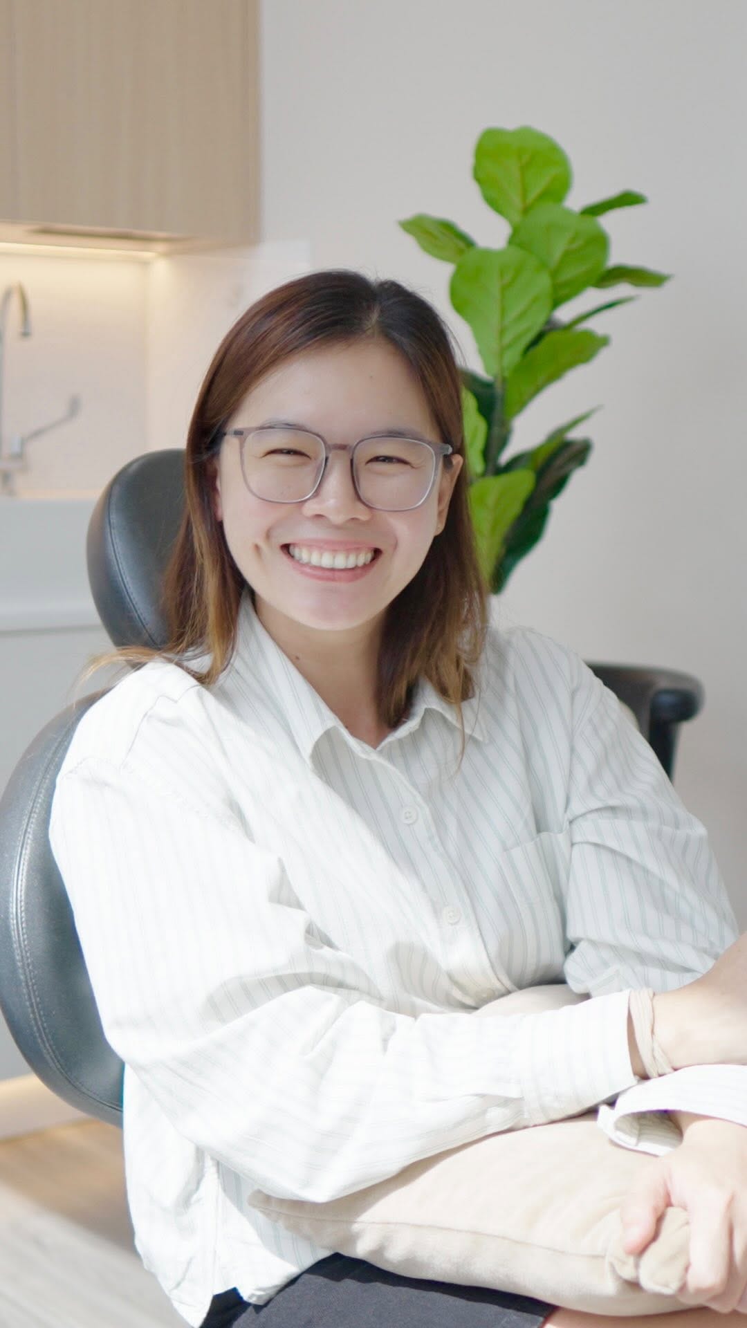Post 5 by Dr. Kayla Teh on Instagram (video)
