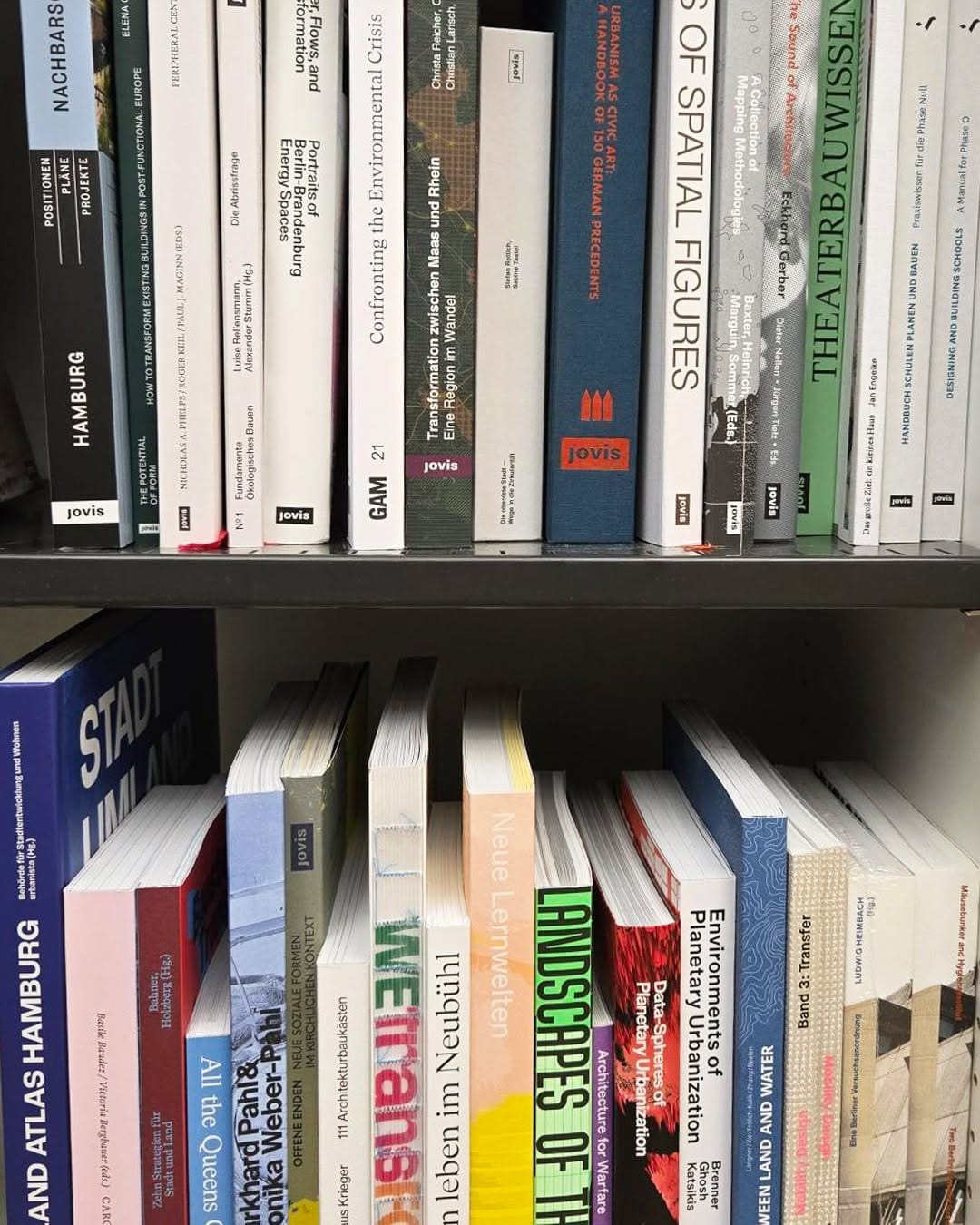 Post 10 by JOVIS Verlag on Instagram (image)
